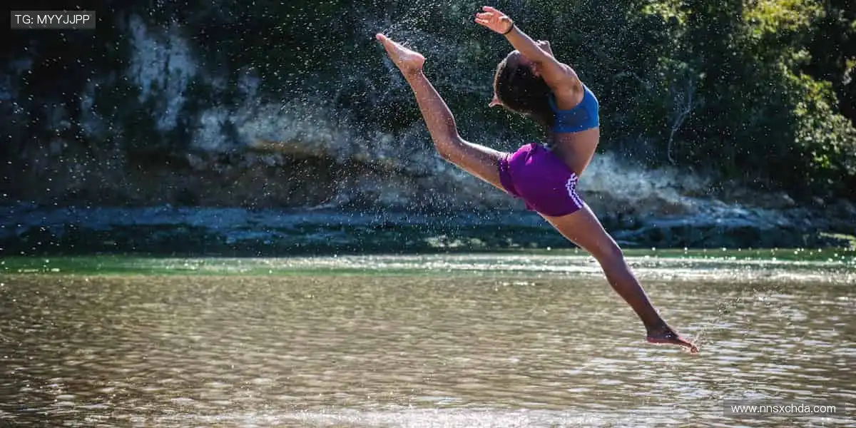 边看边聊,弹幕狂欢,你的观赛主场由你定义!💬